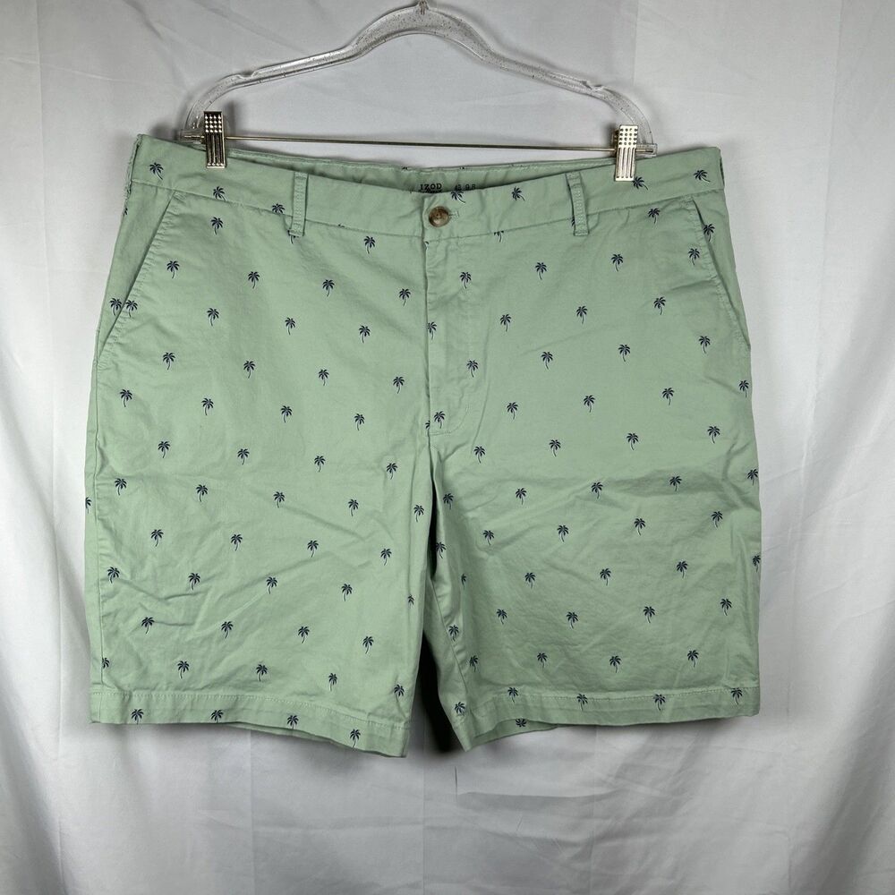 IZOD Saltwater Stretch Green Cotton Shorts Blue Palm Trees Size 42 Inseam 9.5”